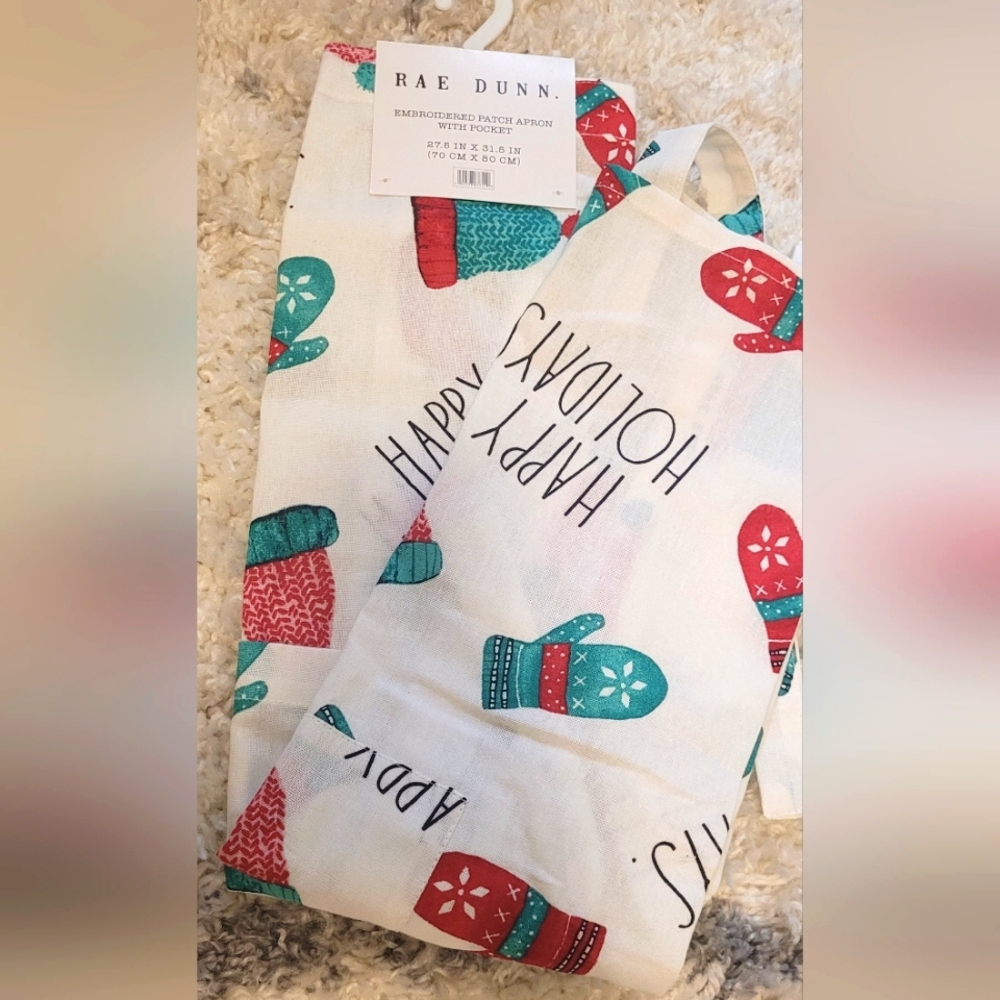 Rae Dunn Christmas HAPPY HOLIDAY Kitchen Apron w/ pocket Mittens
